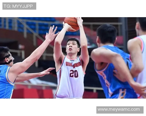 任骏飞领衔新赛季篮球盛宴展现实力与团队精神引领球队再创辉煌